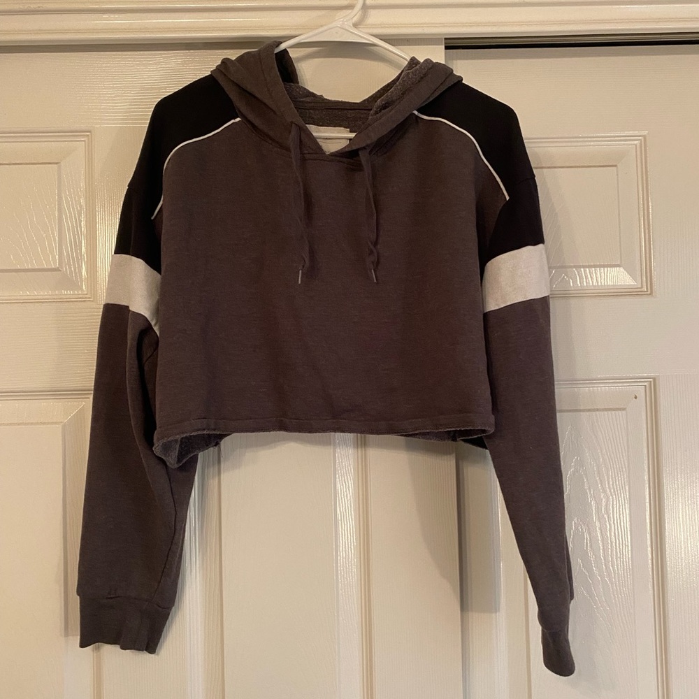 Crop top grey jacket